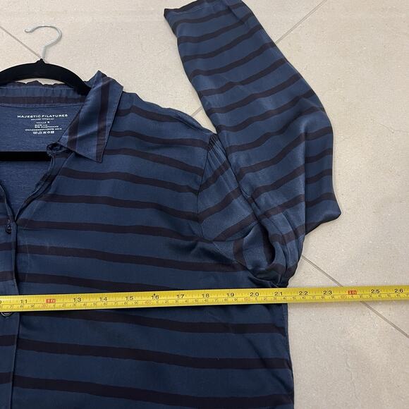 Majestic Filatures Women’s Deluxe Teeshirt Long Sleeve Button-Down Navy Size 5 - Picture 4 of 6